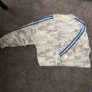 Vintage Havana Camo Cropped Long Sleeve Shirt